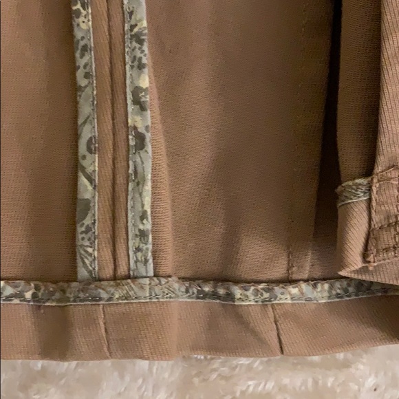 Cold water Creek tan 3-button blazer jacket - Picture 3 of 3